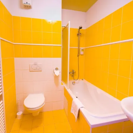 Hotel Smaragd Prague Exterior photo